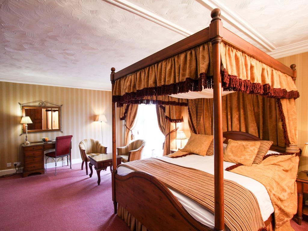 Leasowe Castle Hotel Moreton  Bagian luar foto