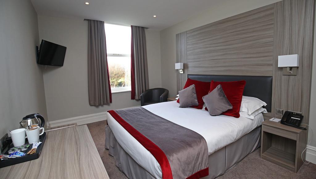 Leasowe Castle Hotel Moreton  Bagian luar foto