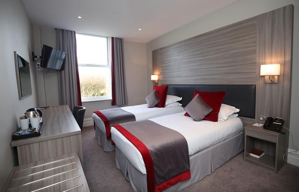 Leasowe Castle Hotel Moreton  Bagian luar foto