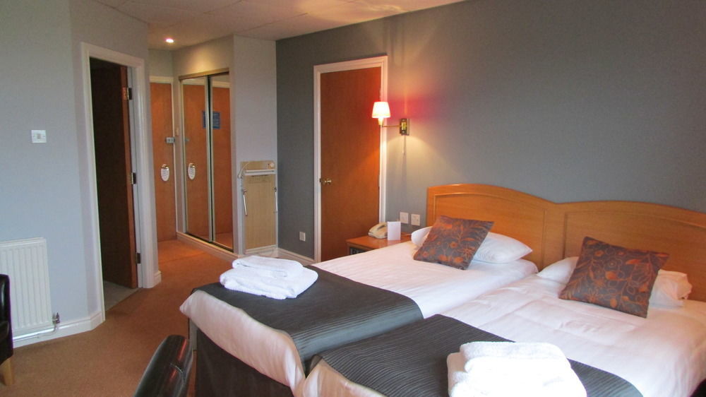 Leasowe Castle Hotel Moreton  Bagian luar foto