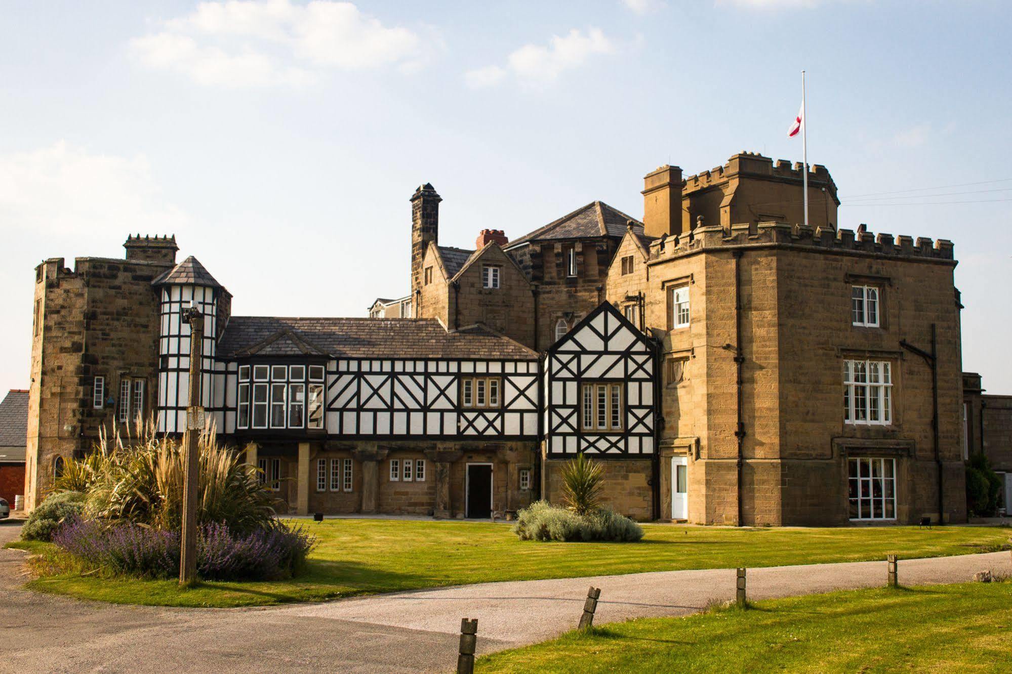 Leasowe Castle Hotel Moreton  Bagian luar foto